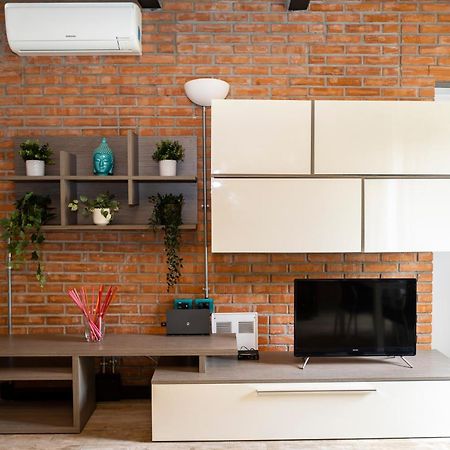 Canonica Brick Apartment Милано Екстериор снимка
